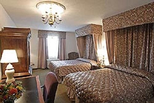 The Lodge Hotel And Conference Center Беттендорф Номер фото